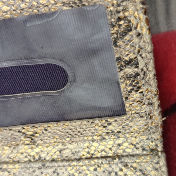 Hobo ladies snakeskin leather tri-fold wallet - Picture 9 of 10